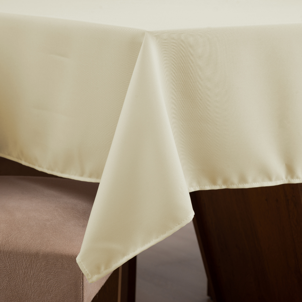 Toalha de Mesa Basic 1 Peça 3,00m x 1,40m 10 Lugares 100% Poliéster Tecido Oxf